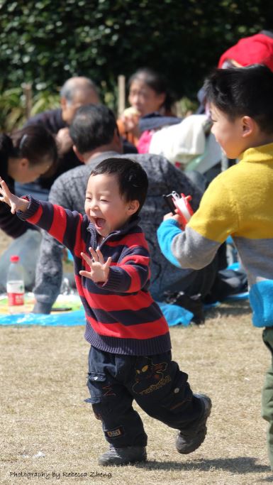 Photographer Rebecca Zheng captures children at play